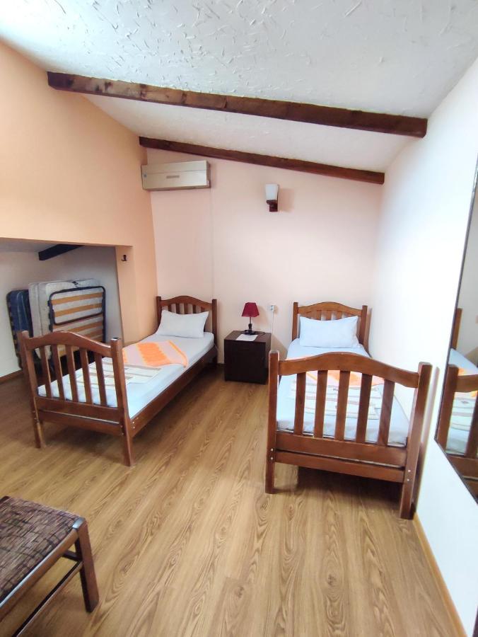 G&L Apartments Tbilisi Eksteriør billede