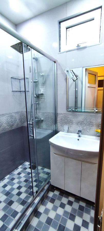 G&L Apartments Tbilisi Eksteriør billede